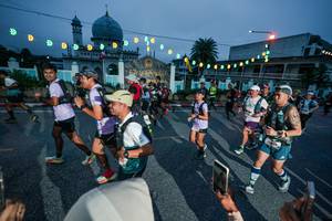 BIB: 
                            <button type="button" onclick="openModal(26232928)" class="btn btn-primary btn-sm float-right btn-popup" data-toggle="modal" data-target=".modal-high-quality">
                        <i class="fas fa-shopping-cart"></i> Add to Cart
                    </button>
                                            <button type="button" onclick="isThisMe(26232928, true)" class="btn btn-success btn-sm float-right btn-popup btn-isme hidden" data-toggle="tooltip" data-placement="bottom" title="นี่คือรูปของคุณใช่ไหม คลิกที่นี่เพื่อเอาเข้าอัลบั้ม">
                        <i class="fas fa-plus"></i> Add to album
                    </button>
                    <button type="button" onclick="isThisMe(26232928, false)" class="btn btn-warning btn-sm float-right btn-popup btn-isnotme hidden">
                        <i class="fas fa-ban"></i> Remove from album
                    </button>